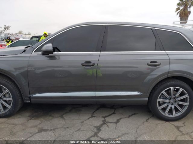 WA1LAAF73JD051839 Audi Q7 3.0t Premium