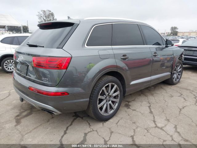 WA1LAAF73JD051839 Audi Q7 3.0t Premium