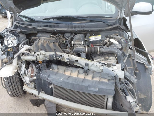 3N1CN7AP9EL801266 Nissan Versa 1.6 Sl