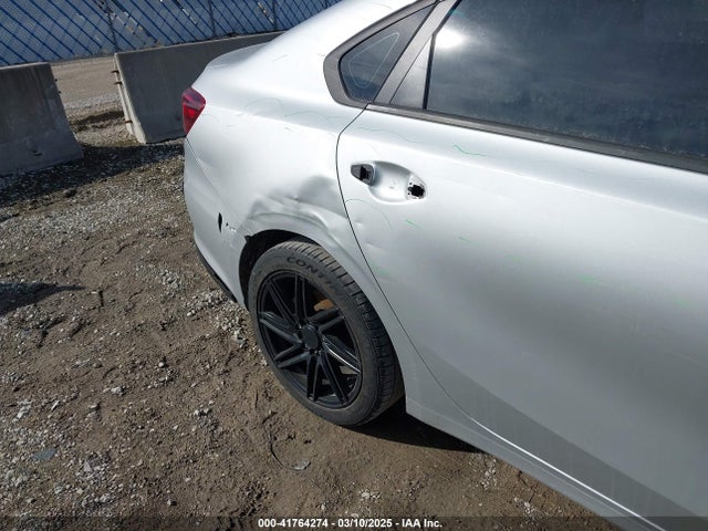 3KPF34AD7KE027183 KIA FORTE S