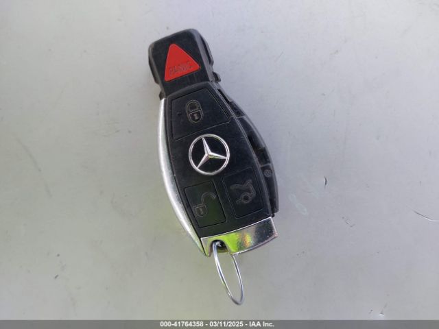 WDCTG4EB5FJ118004 Mercedes-Benz GLA 250
