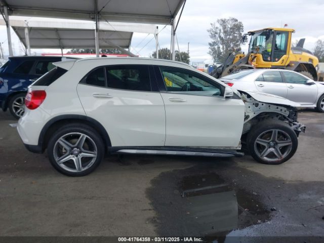 WDCTG4EB5FJ118004 Mercedes-Benz GLA 250
