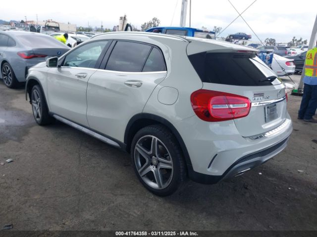 WDCTG4EB5FJ118004 Mercedes-Benz GLA 250