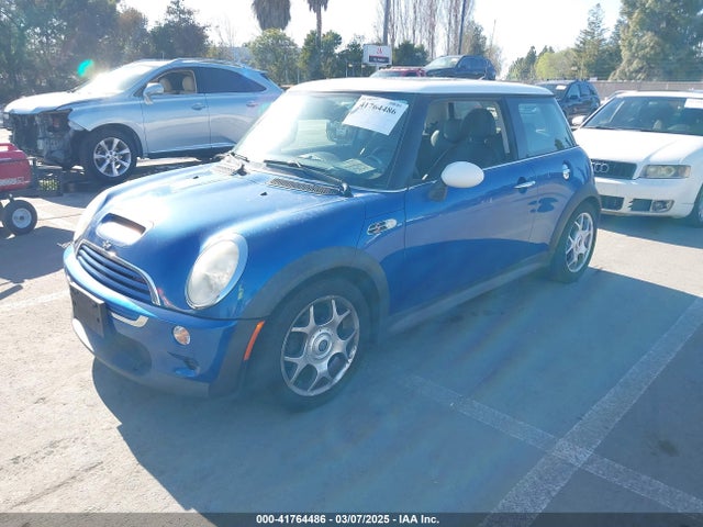 2005 MINI COOPER S WMWRE33425TG95600 Photo 1
