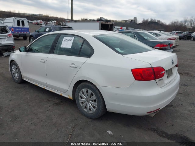 41764547 :رقم المزاد ، 3VW1K7AJ3DM389862 vin ، 2013 Volkswagen Jetta 2.0l S مزاد بيع