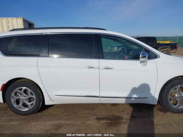 2C4RC1GG6NR127663 Chrysler Pacifica Limited