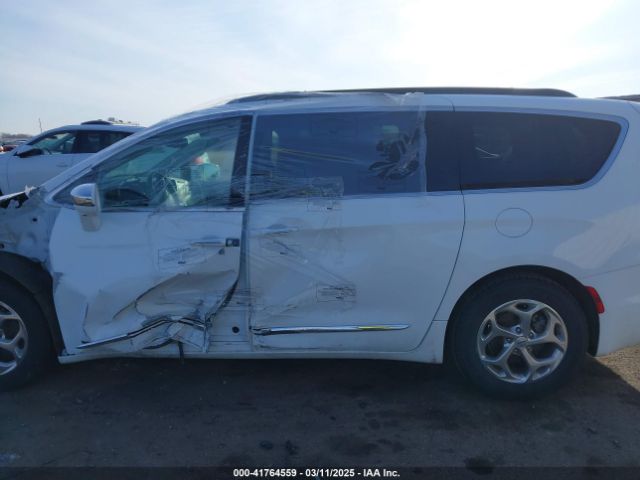 2C4RC1GG6NR127663 Chrysler Pacifica Limited