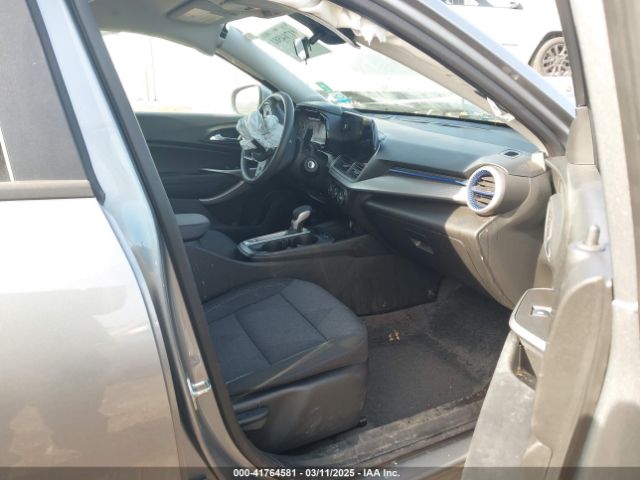 KL77LFE27RC050583 Chevrolet Trax Fwd Sp
