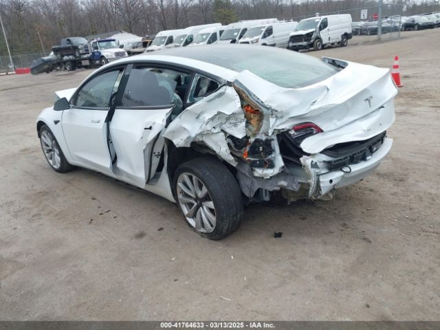 2018 TESLA MODEL 3 5YJ3E1EA9JF036018 Photo 2