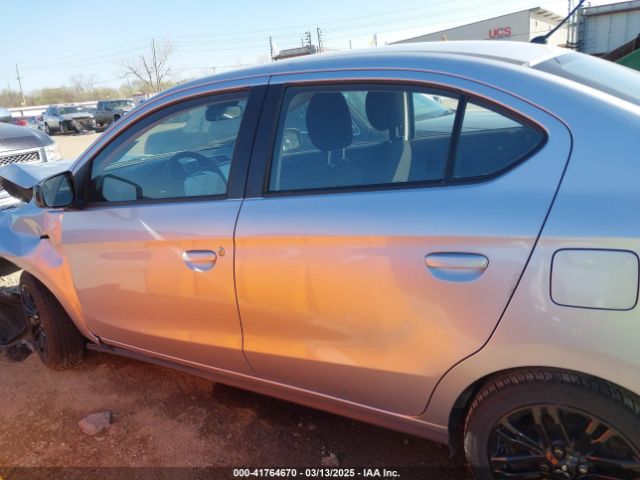 ML32FUFJ1NHF05347 Mitsubishi Mirage G4 Black Edition/es/le
