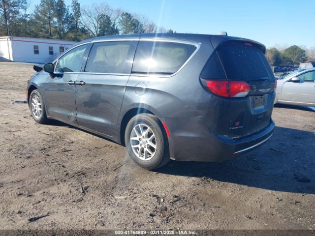 2020 CHRYSLER PACIFICA 2C4RC1FGXLR128538 Photo 2