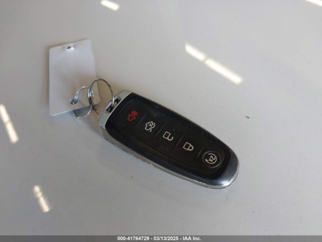 1FADP5CU2GL110832 Ford C-max Energi Sel