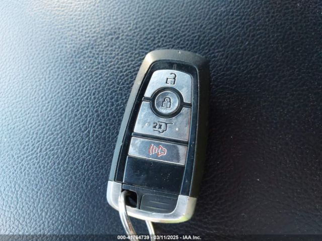 1FMJK1HT4KEA36195 Ford Expedition Max Xlt