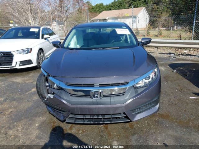 2HGFC2F53HH564458 Honda Civic Lx