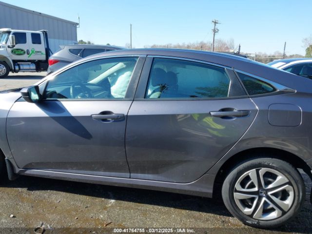 2HGFC2F53HH564458 Honda Civic Lx