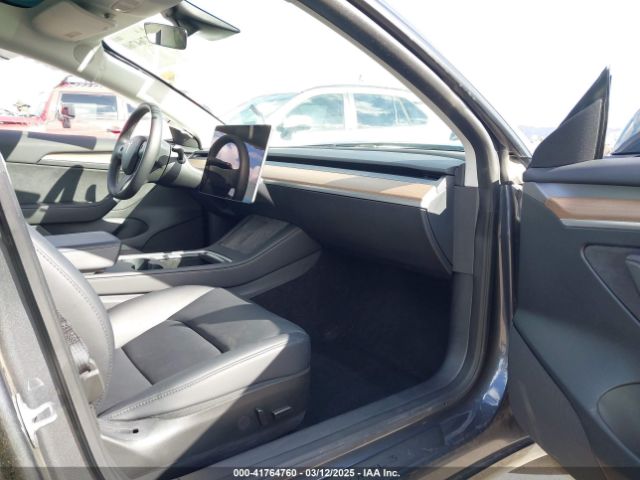 5YJ3E1EA1PF691699 Tesla Model 3 Rear-wheel Drive