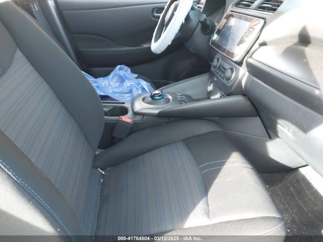 2023 NISSAN LEAF 1N4AZ1BVXPC559580 Photo 4