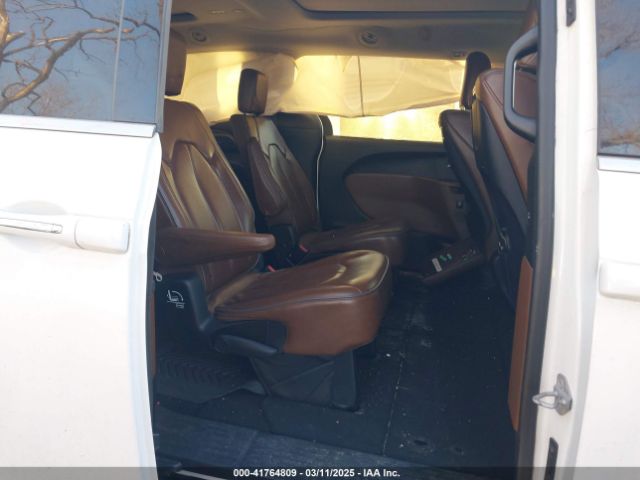 2C4RC1GG4HR500560 Chrysler Pacifica Limited