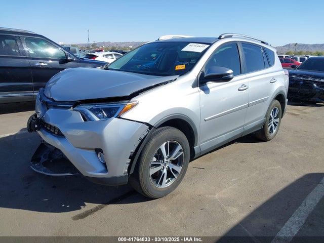 2T3WFREV2HW405480 Toyota Rav4 Xle