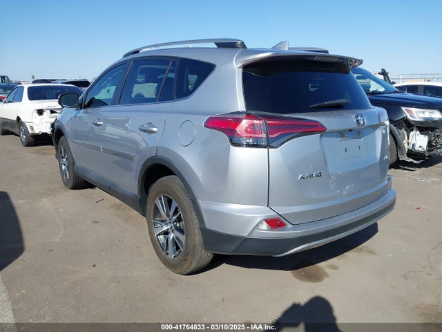 2T3WFREV2HW405480 Toyota Rav4 Xle
