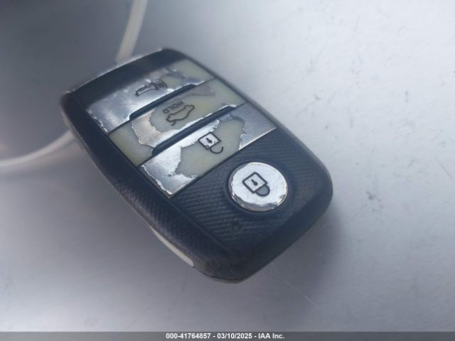 KNADN4A33F6445029 KIA Rio Sx