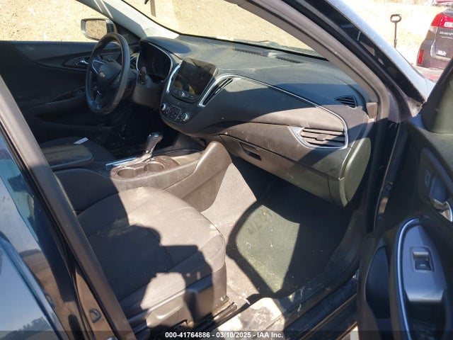 1G1ZD5ST0KF117490 Chevrolet MALIBU LT