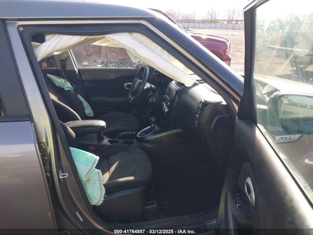 KNDJN2A21J7566503 KIA Soul