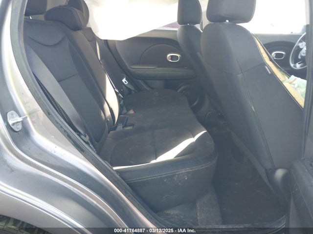 KNDJN2A21J7566503 KIA Soul