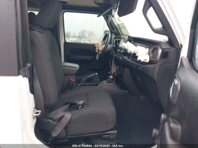 2020 JEEP WRANGLER 1C4GJXAG2LW215543 Photo 4