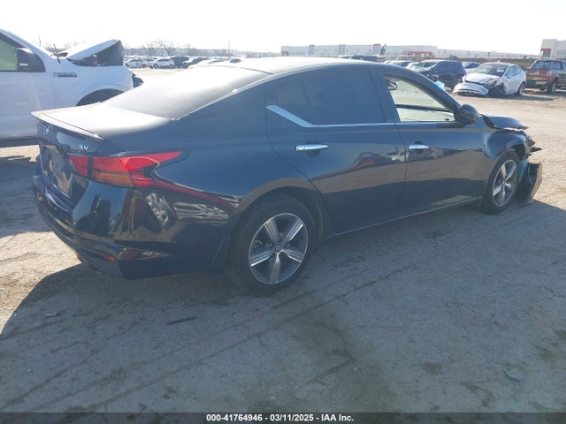 1N4BL4DV0KC115623 Nissan Altima 2.5 Sv