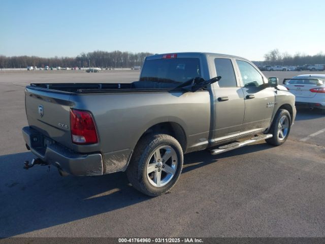2013 RAM 1500 1C6RR7FT7DS631739 Photo 3