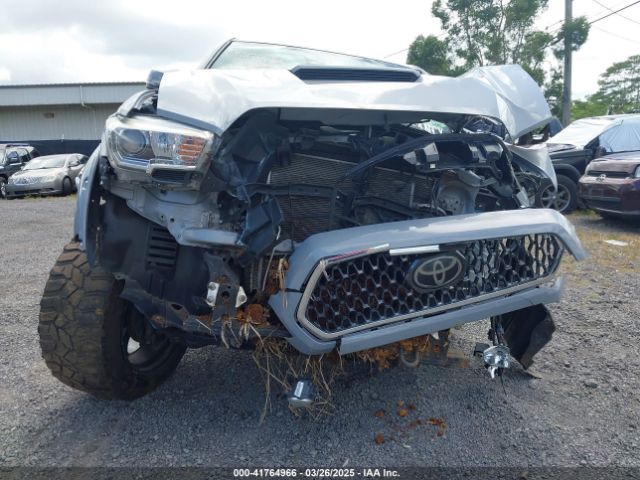 5TFCZ5AN2KX204125 Toyota Tacoma Sr5 V6