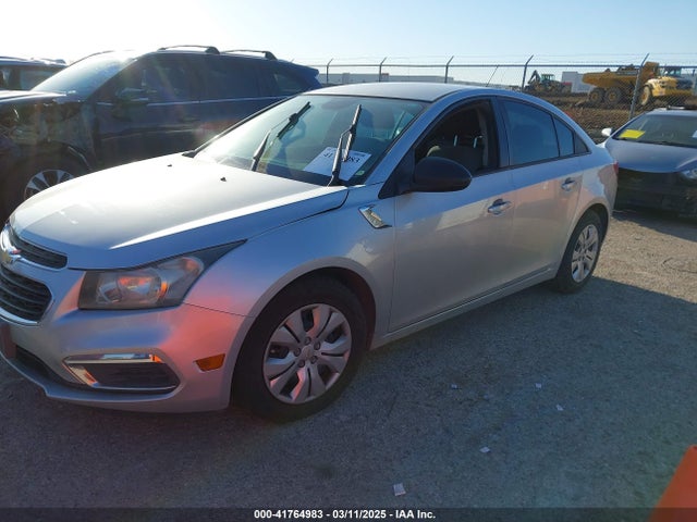 1G1PA5SHXF7131439 Chevrolet Cruze Ls Auto