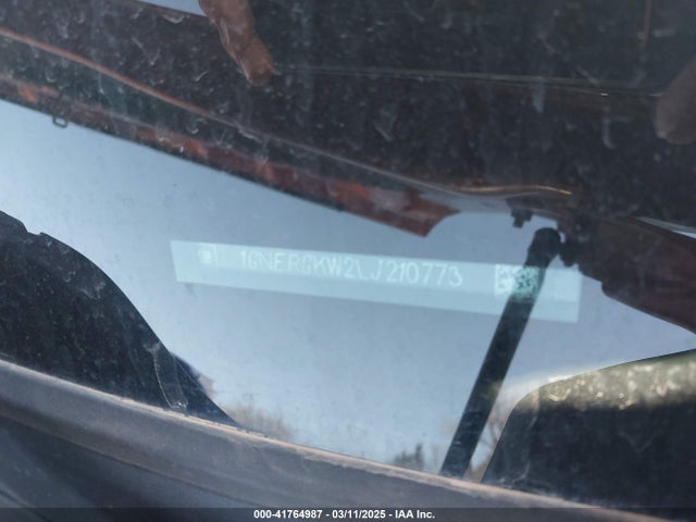 1GNERGKW2LJ210773 Chevrolet Traverse Fwd Lt Cloth