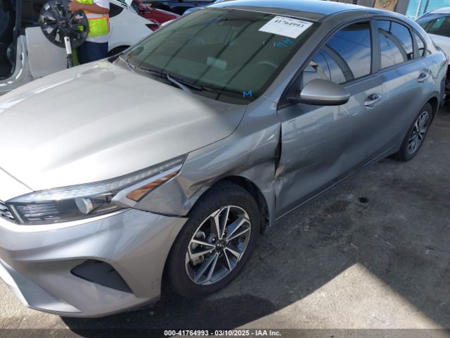 3KPF24AD2PE505360 KIA Forte Lxs
