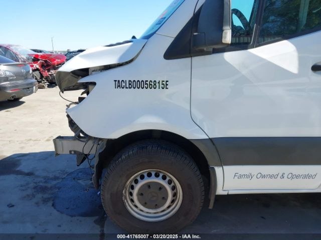 WD3PE7ED3KT006374 Mercedes-Benz Sprinter 1500 Standard Roof I4