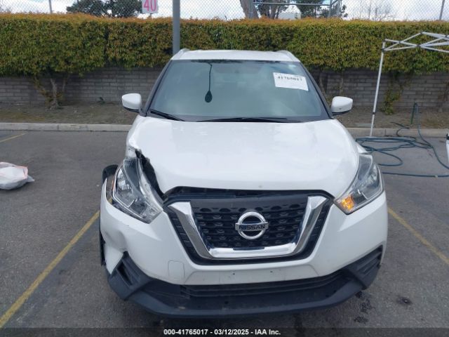 3N1CP5CU3JL519376 Nissan KICKS SV