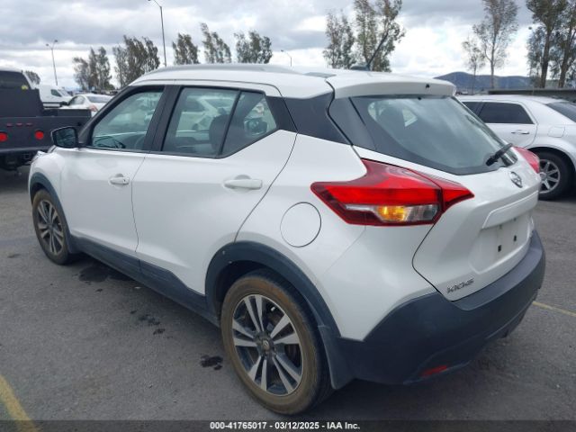 3N1CP5CU3JL519376 Nissan KICKS SV
