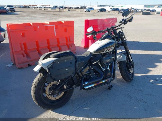 2022 HARLEY-DAVIDSON FXFBS 1HD1YLK14NB013090 Photo 3
