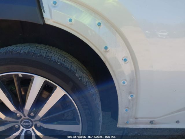 5N1DR3DG3RC209787 Nissan Pathfinder Platinum Fwd