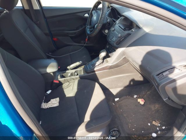 1FADP3K23HL212405 Ford FOCUS SE