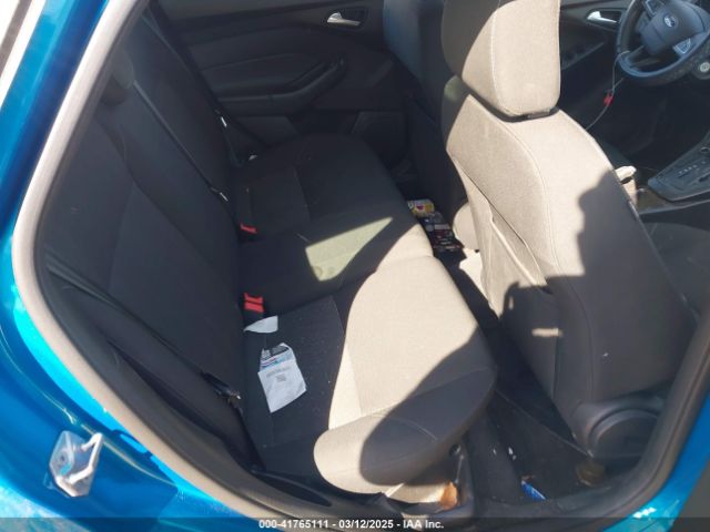 1FADP3K23HL212405 Ford FOCUS SE