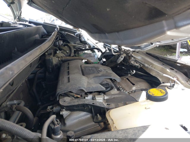 2T3ZFREVXGW288162 Toyota RAV4 LE