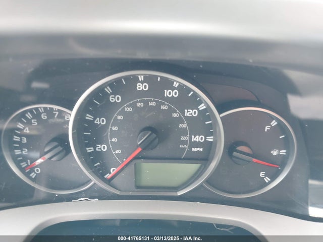 2T3ZFREVXGW288162 Toyota RAV4 LE