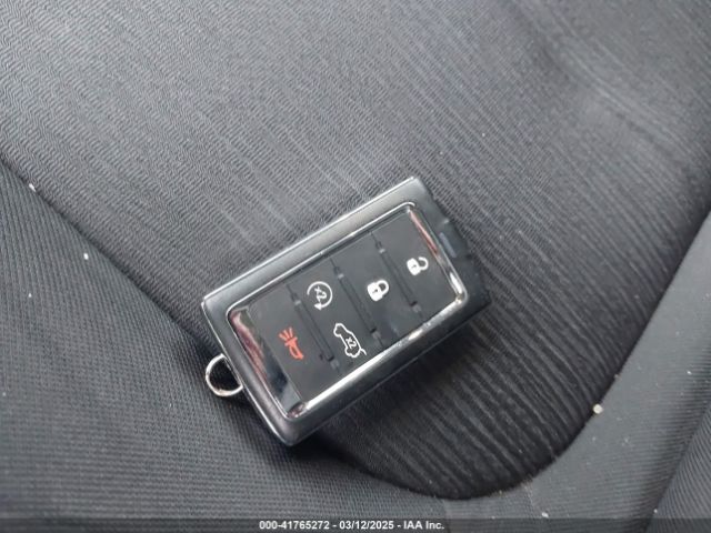 1C4RJHAG2N8595540 Jeep Grand Cherokee Laredo