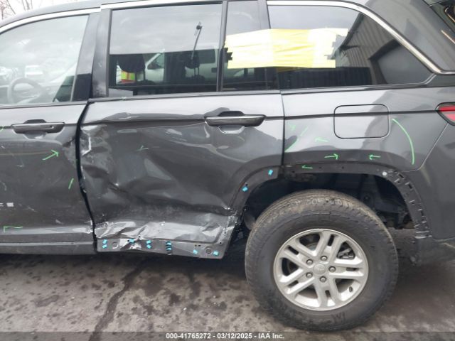 1C4RJHAG2N8595540 Jeep Grand Cherokee Laredo