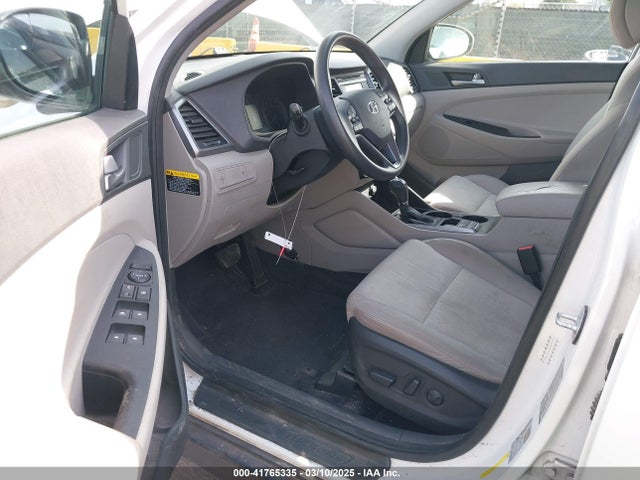 Hyundai TUCSON SE 2016 KM8J33A44GU063082 Image 5
