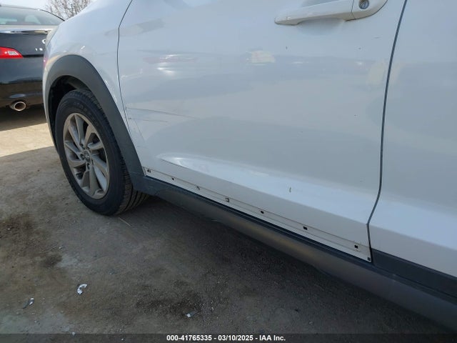 Hyundai TUCSON SE 2016 KM8J33A44GU063082 Image 6