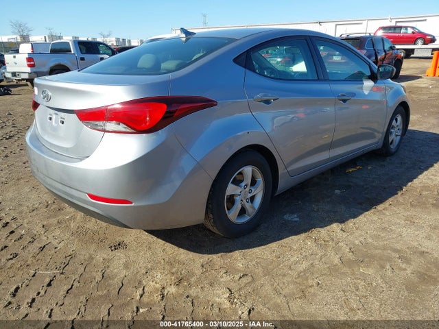 Hyundai ELANTRA SE 2015 5NPDH4AE5FH604876 Image 4