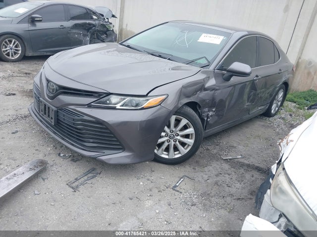 4T1B11HK1JU127217 Toyota CAMRY LE